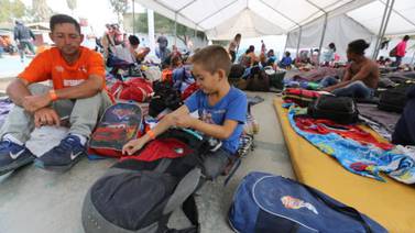 Resguardan campamento de migrantes