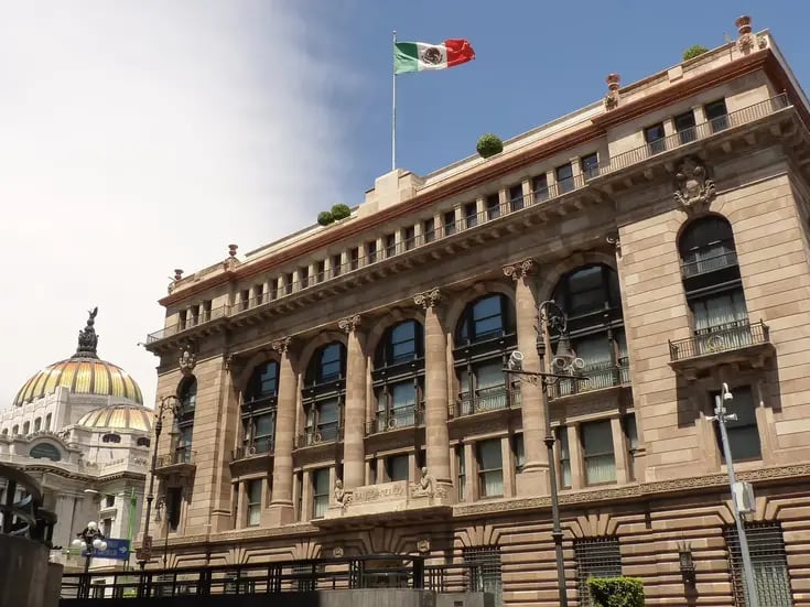Analistas privados esperan que Banxico recorte la tasa de interés en junio