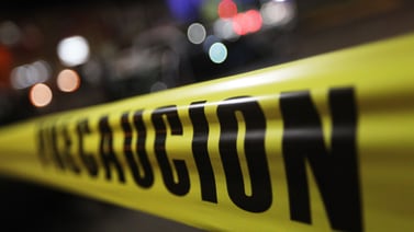 Alarma a policías disparos cerca de bar en El Centro