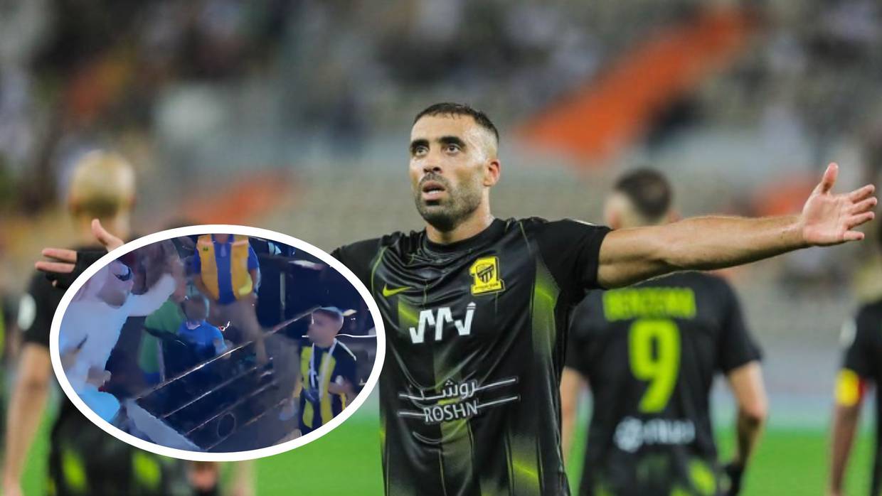 El futbolista fue visto 'engancharse' con el seguidor en la tribuna | Foto: Instagram @abderrazak_hamdallah - captura de video