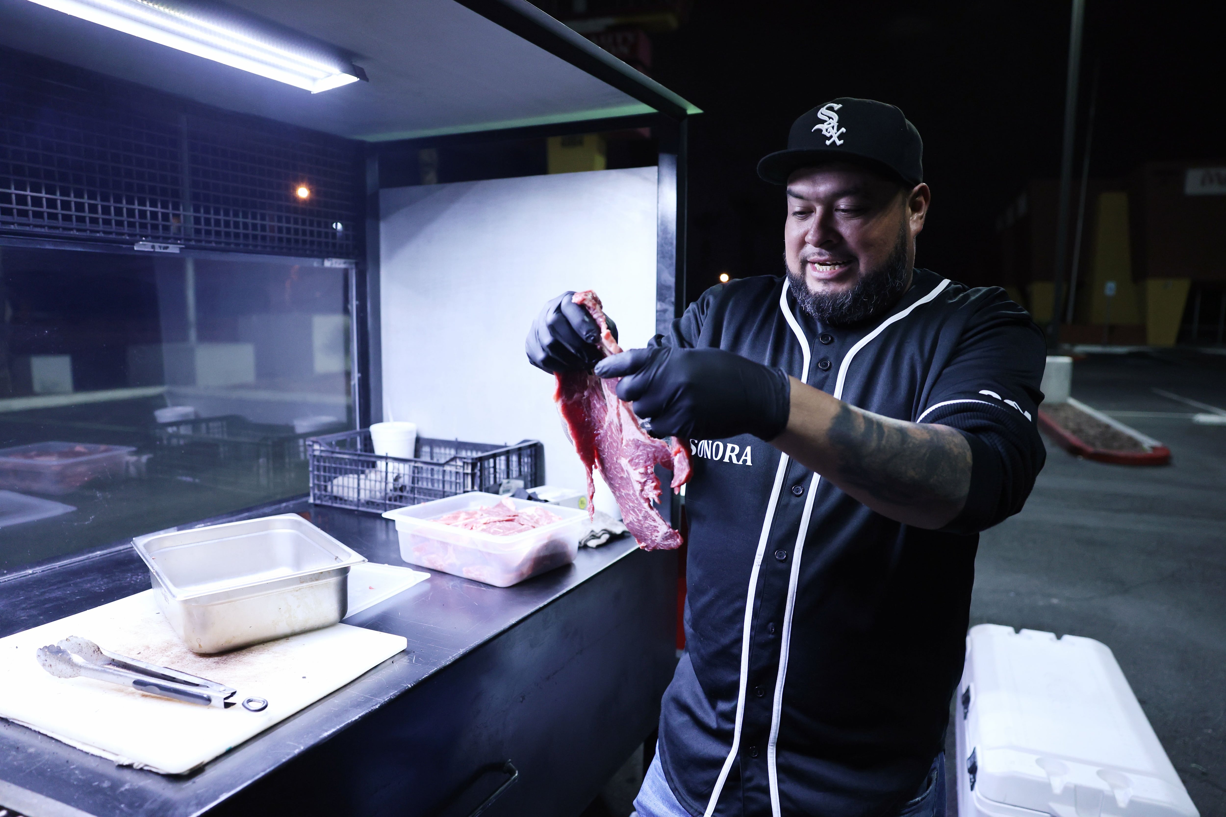 La familia sonorense Gálvez Pro llevó el sabor de los tradicionales tacos y carne de Sonora a Las Vegas. | Julián Ortega