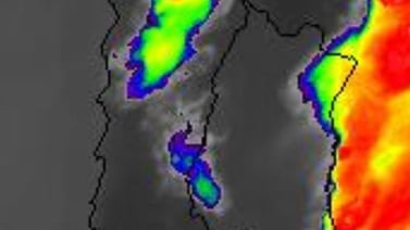 Se registran lluvias puntuales fuertes, acompañadas de descargas eléctricas en algunas zonas de Mexicali, Tecate y El Hongo