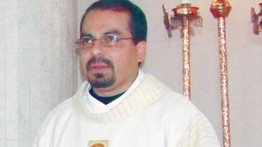 Anuncia Arzobispo servicio fúnebres de sacerdote asesinado