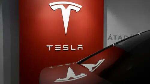 Tesla en juicio por accidente con Model X: niño de 2 años y madre embarazada afectados