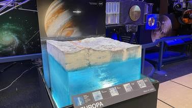 Europa Clipper finaliza los preparativos para su viaje hacia la gélida luna de Júpiter