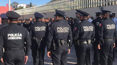 Esperan policías de Rosarito beneficios laborales