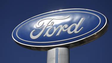 Cerrará Ford con una producción de 290 mil vehículos, 35% más que 2022
