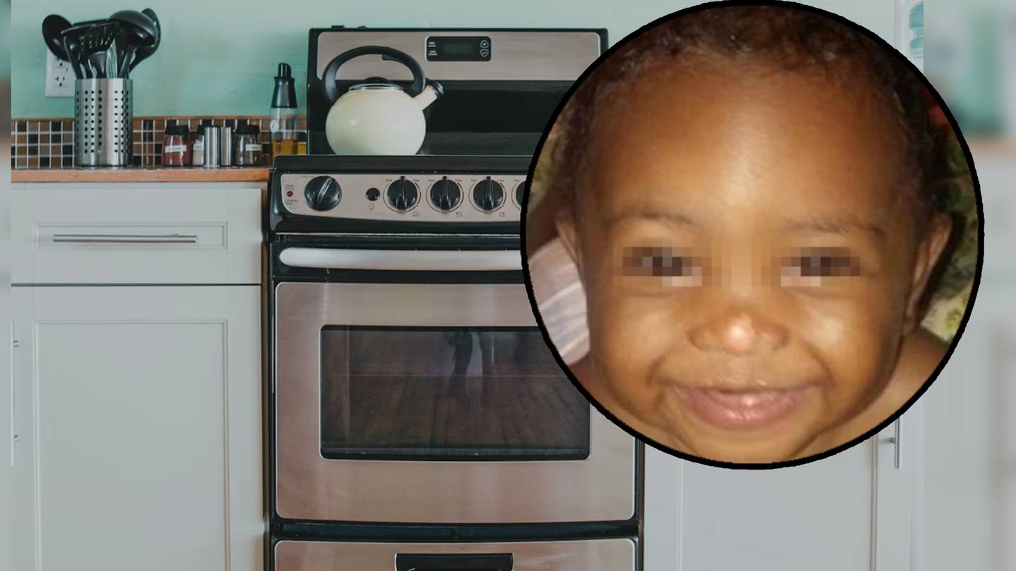 Los niños de 5 y 3 años que quemaron viva a su hermana bebé en un horno en Texas