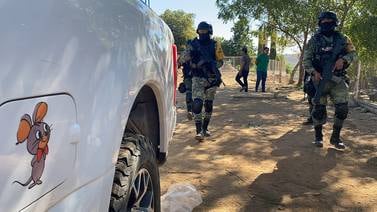 Capturan a 3 con granadas  y armas largas en Pitiquito
