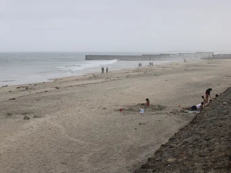 Persiste contaminación en playas de Tijuana