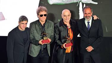 Soda Stereo reciben su primer Latin Grammy a "La excelencia musical"