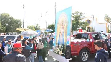 Hermosillo: Sale a “pasear” la Virgen de la Candelaria en la tradicional procesión de Villa de Seris