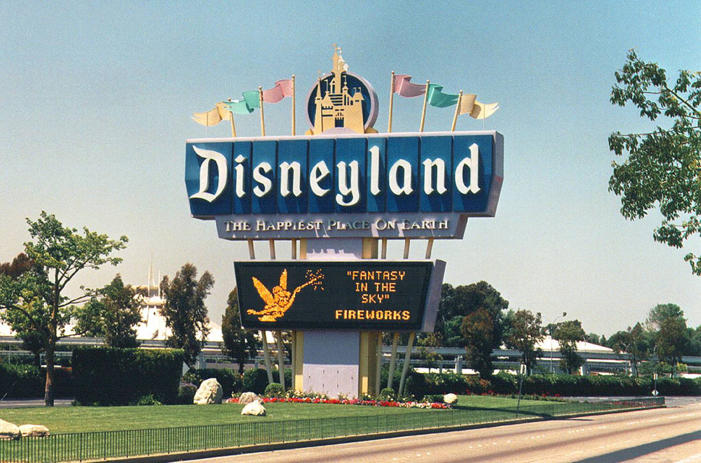 La casa de Mickey Mouse inició su oferta sin necesidad de tener un código postal específico para entrar en la promoción.