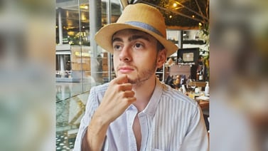 Nicolás, hijo de Erika Buenfil, se defiende de críticas homofóbicas que ha recibido en redes sociales