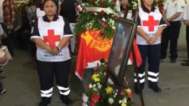 Le dan último adiós al comandante de Bomberos de Guaymas que falleció víctima de un infarto