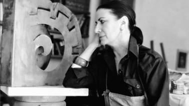 Fallece la escultora Ángela Gurría a los 93 años