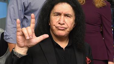 Gene Simmons, bajista de Kiss, da positivo a Covid-19; siguen posponiendo su gira