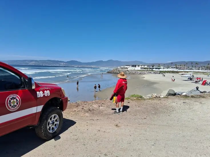 Se realizaron dos rescates en las playas de Ensenada
