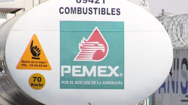 AMLO afirma que hay petróleo en México para tres sexenios más