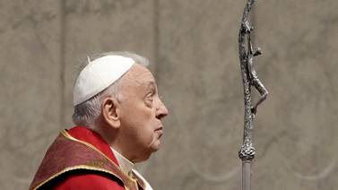 Papa Francisco llama “mariconería” a incidentes en seminarios y estallan medios italianos