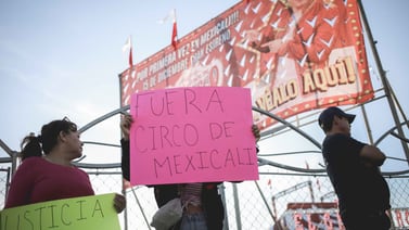 Se manifiestan en contra y a favor de la apertura del circo de Franccesco en Mexicali