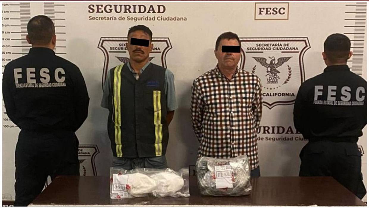 Los detenidos se identificaron como José Carlos “N” de Mazatlán, Sinaloa y al segundo como Gerardo “N” de Camargo, Chihuahua.