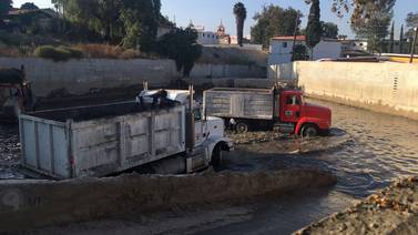 Piden evitar tirar basura en desarenadores de Tijuana