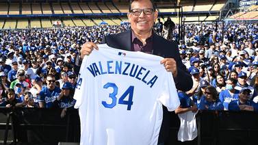 El legado indiscutible de Fernando Valenzuela: Homenaje en el estadio que lleva su nombre