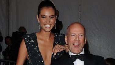 Esposa de Bruce Willis desmiente que Demi Moore se haya mudado con ellos