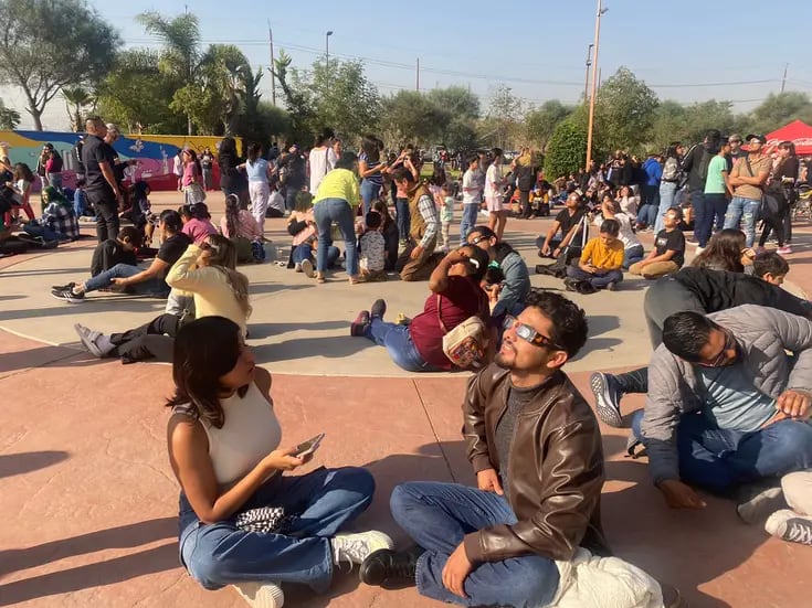 Esperan 2 mil 500 personas por eclipse en Tijuana
