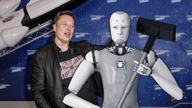 En 7 años cada hogar tendrá un robot doméstico, Elon Musk respalda