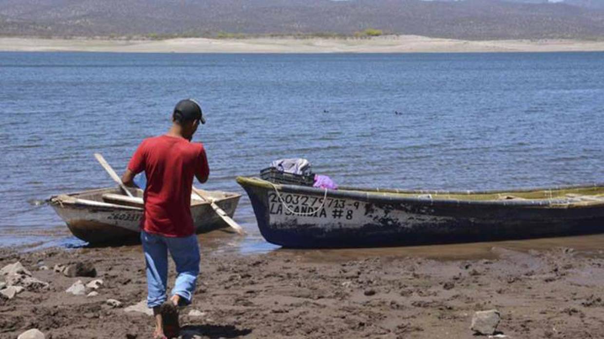 La falta de agua dificulta la navegación y la pesca, afectando a más de 100 familias que dependen de esta actividad/Foto: Especial