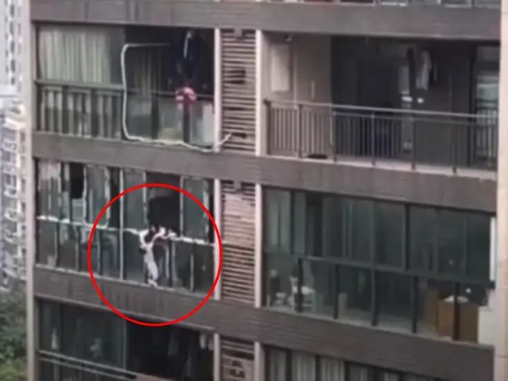 VIDEO: Madre lanza a su hijo de 3 años desde el piso 22 de un edificio en China