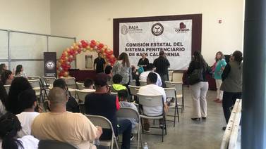 Ceart de Tijuana y Fundación Rebeca Lan entrega mochilas a hijos de personas liberadas de centros penitenciarios