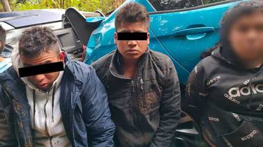 Caen presuntos extorsionadores de La Familia Michoacana en Edomex; abaten a un delincuente