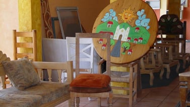 Complicado panorama para el sector mueblero y artesanos en Rosarito
