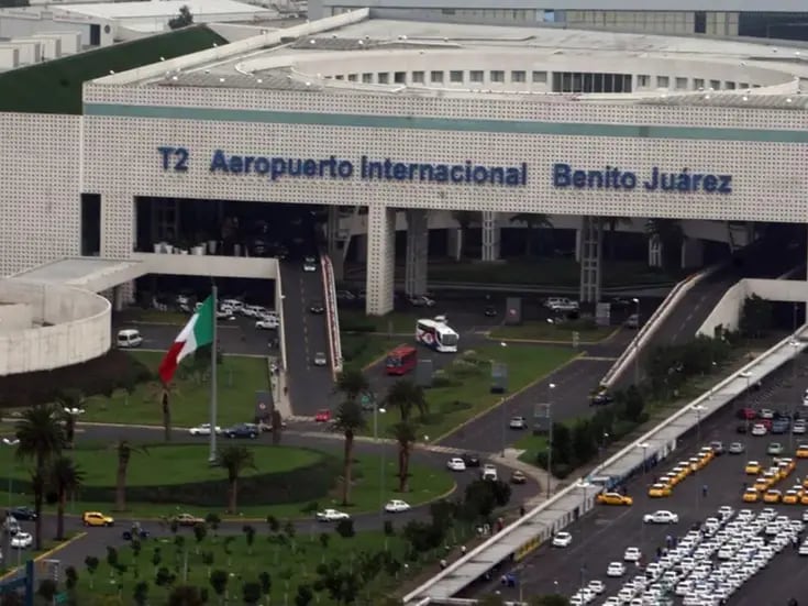 Lluvia y viento en Ciudad de México retrasan vuelos del AICM