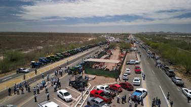Agricultores cierran de forma parcial carretera en Sur de Sonora durante cinco horas