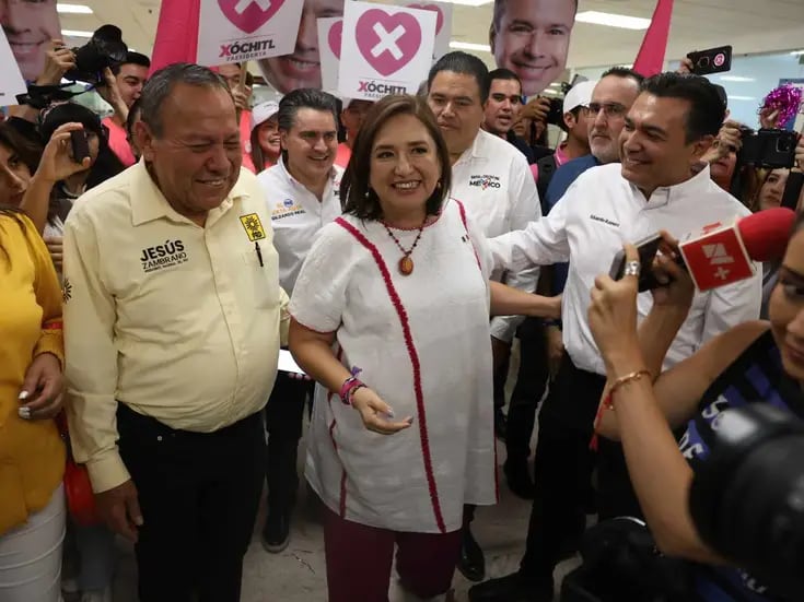 Xóchitl Gálvez llega a Hermosillo para reunirse con simpatizantes, seguidores y militantes
