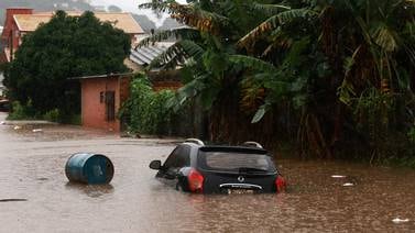 Al menos 10 muertos y varios desaparecidos dejaron fuertes lluvias al sur de Brasil