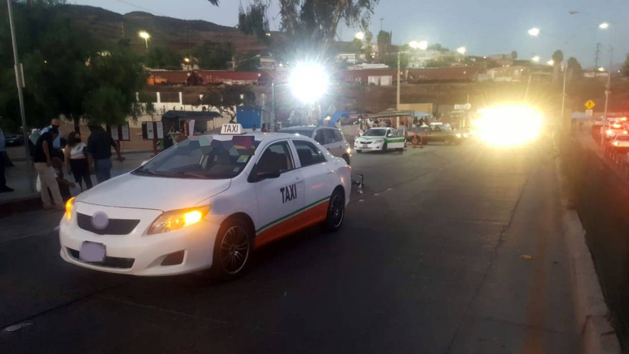 El hecho se registró la tarde-noche del sábado 16 de marzo, cuando ciudadanos de origen ecuatoriano acababan de llegar a Tijuana, abordando un taxi de color blanco pero no pudieron describir el número de serie.