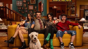 Adrián Uribe protagoniza la versión mexicana de la serie estadounidense 'Married with Children'"