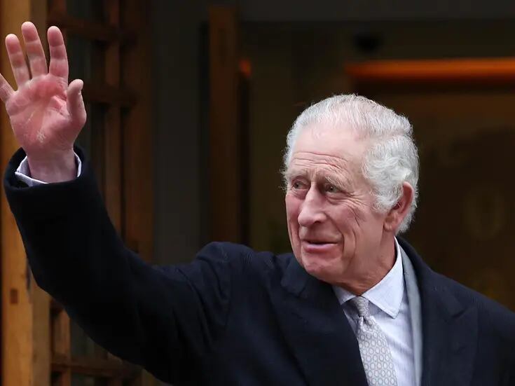 Rey Carlos III es diagnosticado con cáncer tras operación de próstata