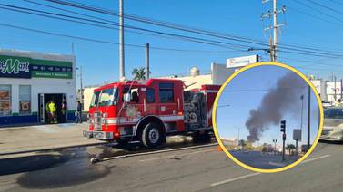 Incendio en bodega junto a Carnes-Mart en colonia Cuatro Olivos