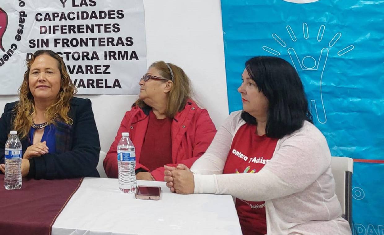 Activistas de Tijuana piden baños familiares en espacios públicos