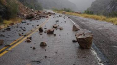 Se registran derrumbes en carreteras sonorenses tras lluvias