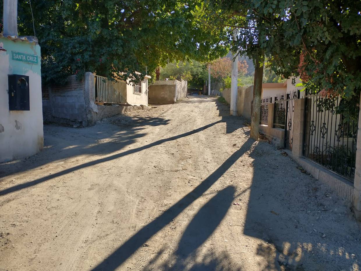 Las calles de El Jito son generalmente tranquilas, pero cuando el alumbrado falla, los ladrones aprovechan la oscuridad para cometer delitos, indican vecinos.