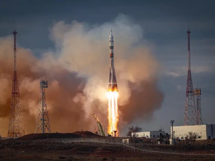 Nave Soyuz MS-25 se acopla a la Estación Espacial Internacional 