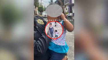 Video: Mujer abandona a niña de 2 años en calle de la Álvaro Obregón