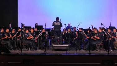 Celebran 90 aniversario de la Policía Federal con gran concierto de orquesta